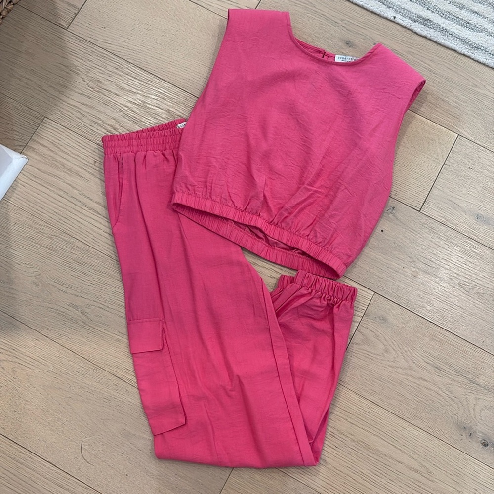 Two pieces pink